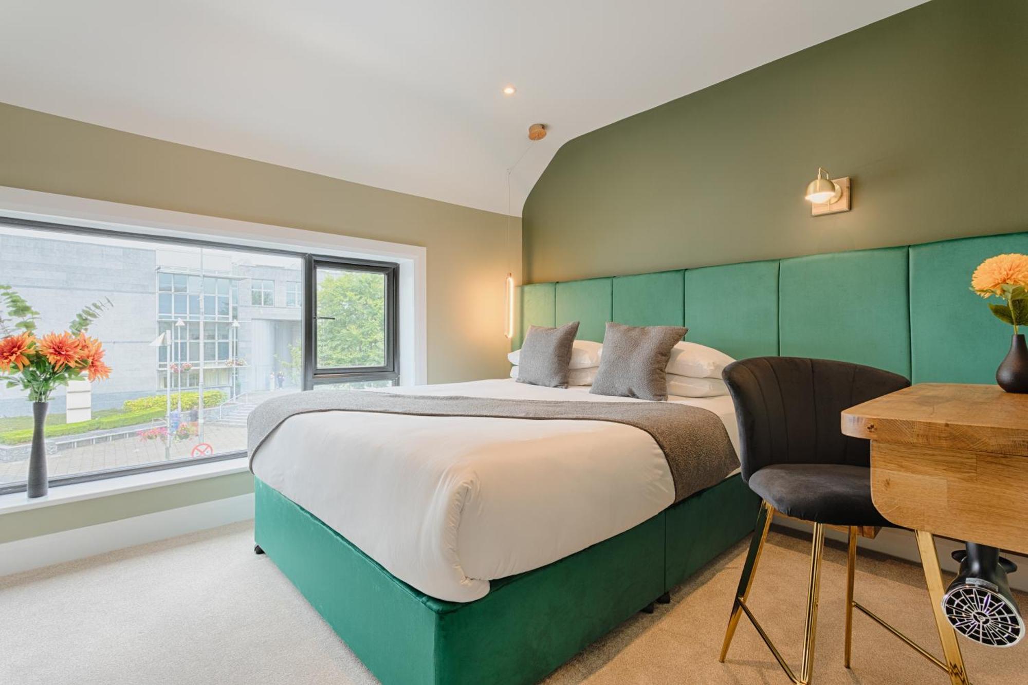 34 On The Hill - Boutique Townhouse Hotel Galway Exterior foto